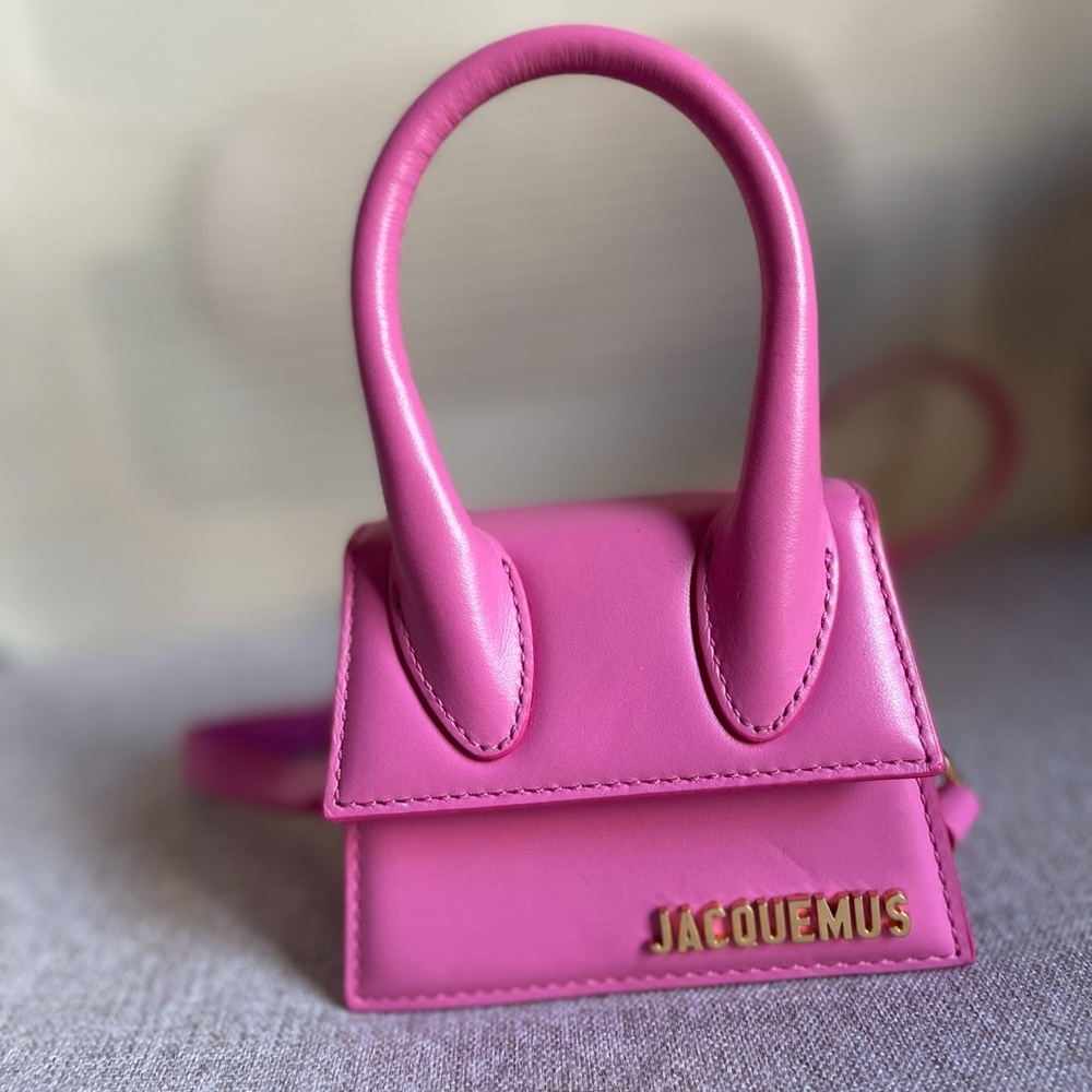 Price : 650 CAD